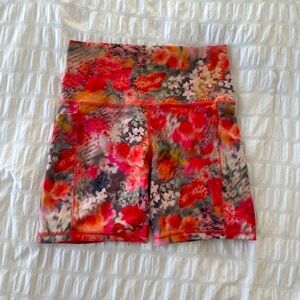 Floral Athleta shorts XS